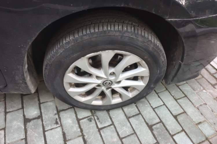Used Nissan Sylphy 2016 1.6XV CVT Smart Enjoyment Version Right Front Wheel Hub