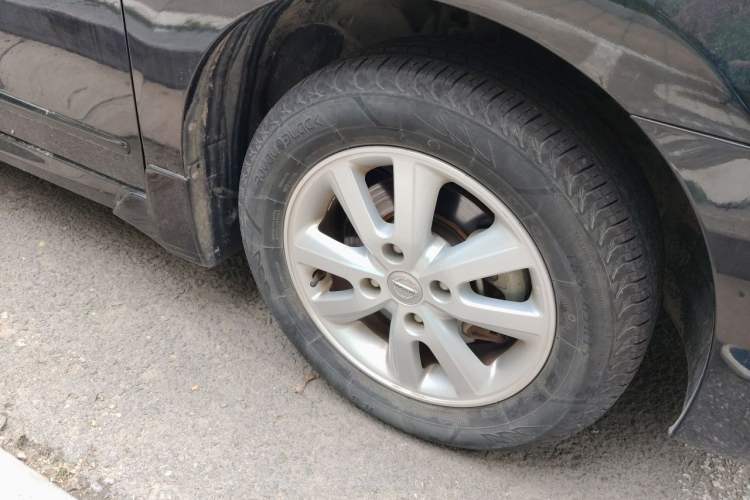 Used Nissan Sylphy 2016 Classic 1.6XE Automatic Leading Edition Right Front Wheel Hub