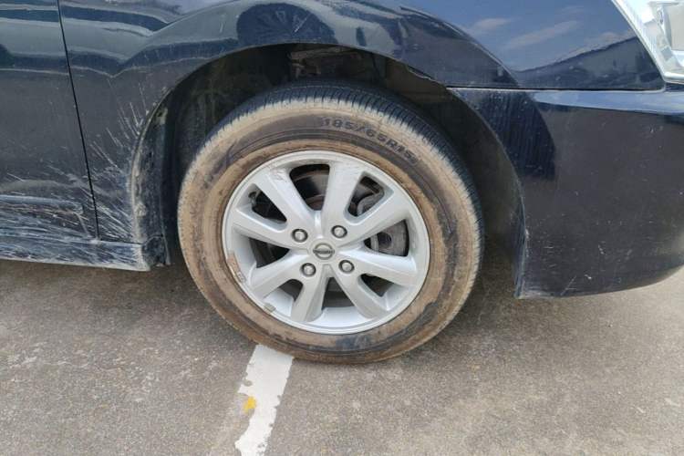 Used Nissan Sylphy 2016 Classic 1.6XE Automatic Comfort Edition Right Front Wheel Hub