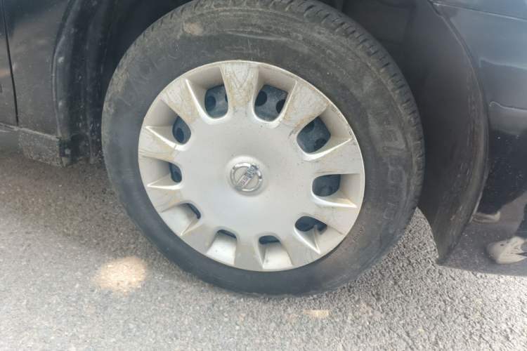 Used Nissan Sylphy 2016 Classic 1.6XE Automatic Comfort Edition Right Front Wheel Hub