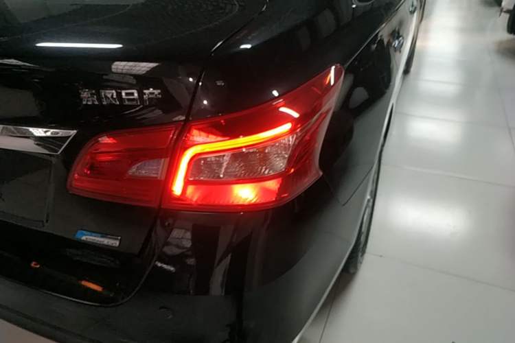Used Nissan Sylphy 2016 1.6 XL CVT Luxury Edition Right Rear Taillight