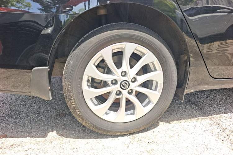 Used Nissan Sylphy 2016 1.6 XL Manual Luxury Edition Right Rear Wheel Hub