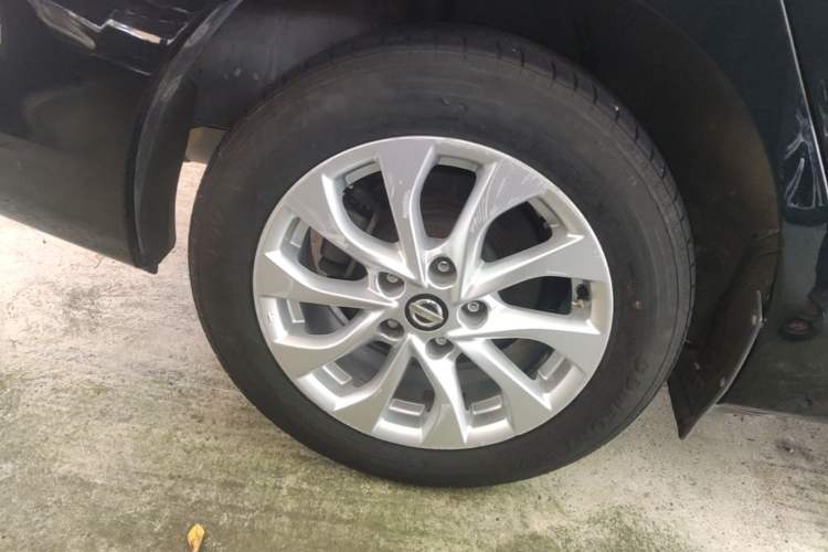 Used Nissan Sylphy 2016 1.6 XL CVT Luxury Edition Right Rear Wheel Hub
