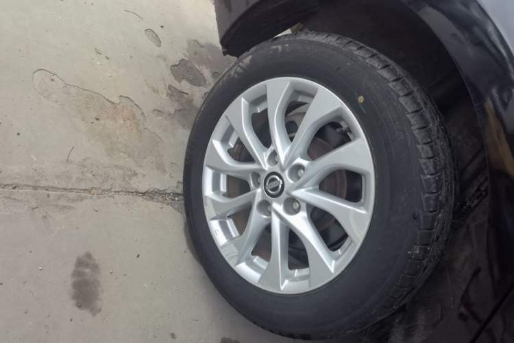 Used Nissan Sylphy 2016 1.6 XL CVT Deluxe Edition Right Rear Wheel Hub