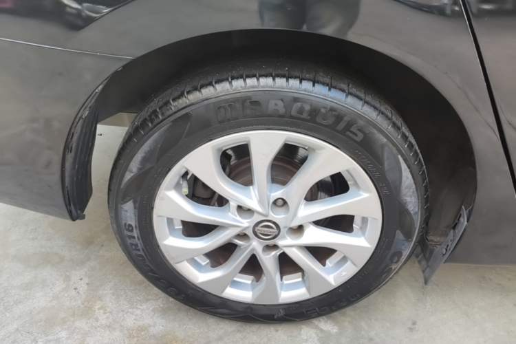 Used Nissan Sylphy 2016 1.6 XL CVT Luxury Edition Right Rear Wheel Hub