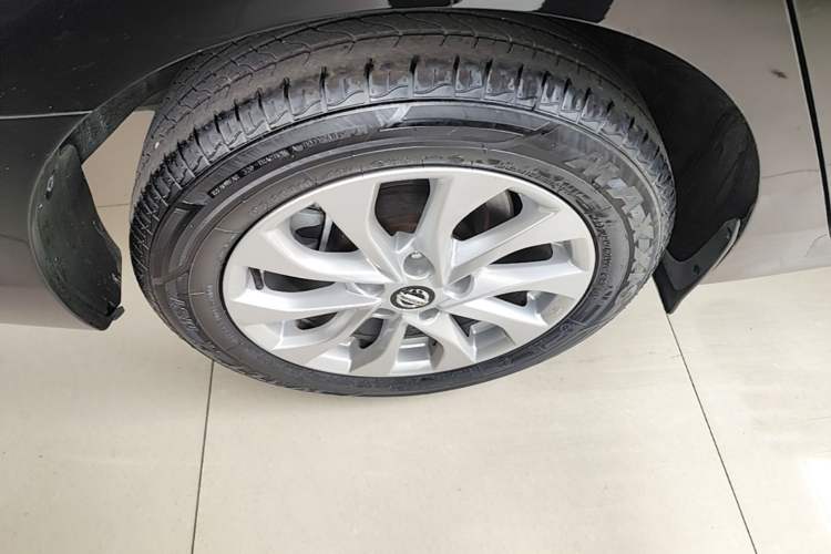 Used Nissan Sylphy 2016 1.6XV CVT Smart Enjoyment Version Right Rear Wheel Hub