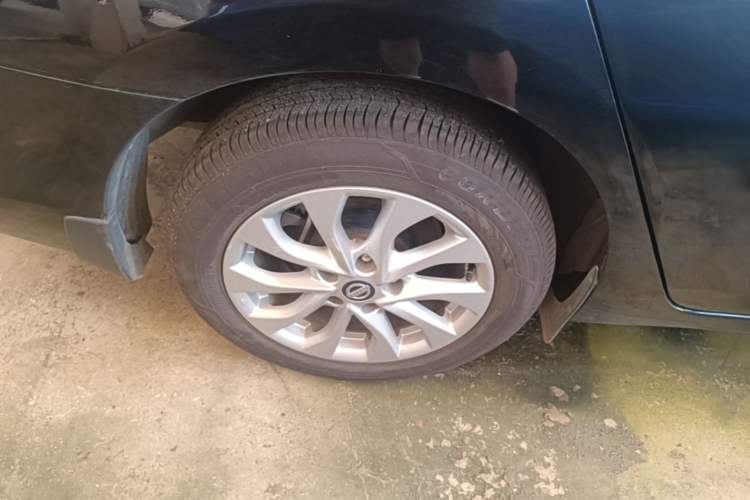 Used Nissan Sylphy 2016 1.6 XL CVT Luxury Edition Right Rear Wheel Hub