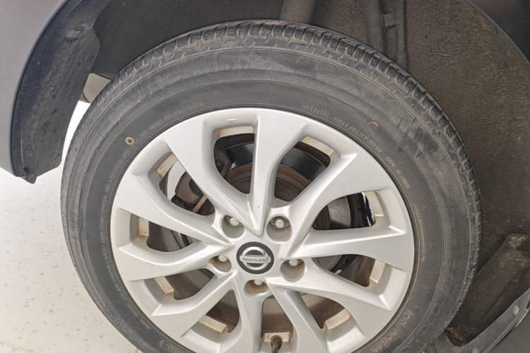 Used Nissan Sylphy 2016 1.6 XL CVT Luxury Edition Right Rear Wheel Hub