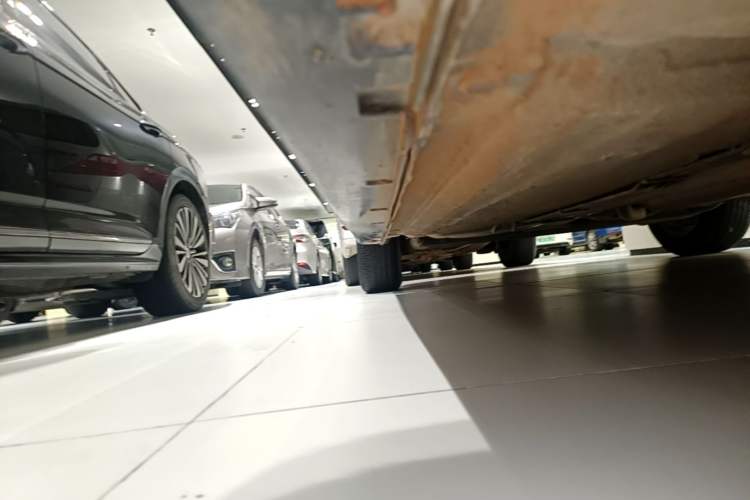 Used Nissan Sylphy 2016 Classic 1.6XE Automatic Leading Edition Right Side Sill