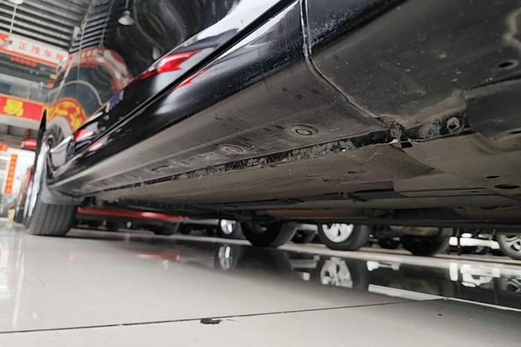 Used Nissan Sylphy 2016 1.6XV CVT Smart Enjoyment Version Right Side Sill