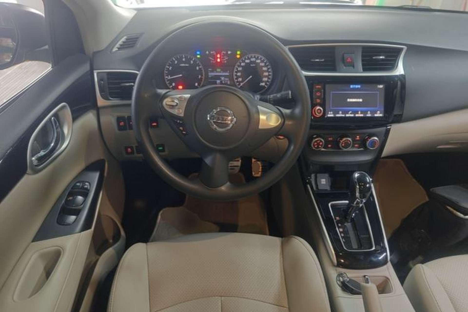 Used Nissan Sylphy 2016 1.6XV CVT Smart Enjoyment Version Steering Wheel