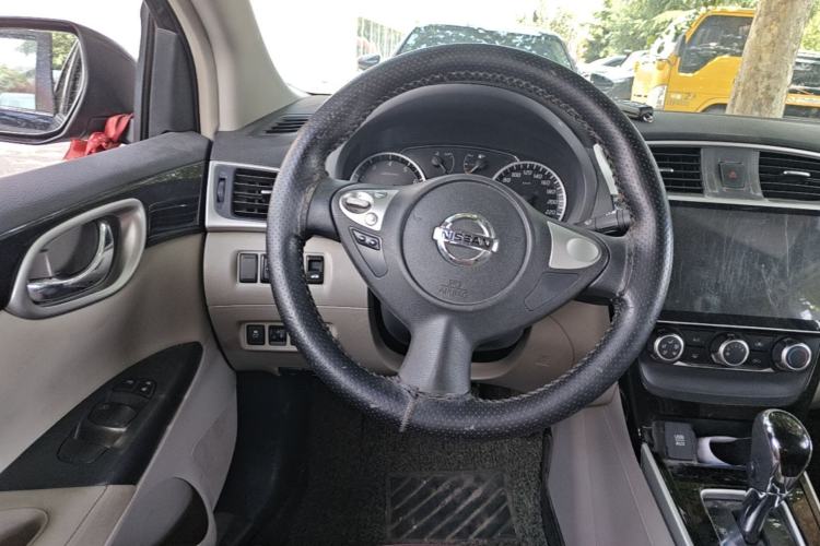 Used Nissan Sylphy 2016 1.6 XL CVT Luxury Edition Steering Wheel