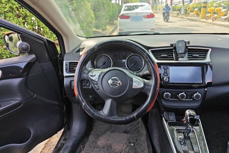 Used Nissan Sylphy 2016 1.6 XL CVT Luxury Edition Steering Wheel