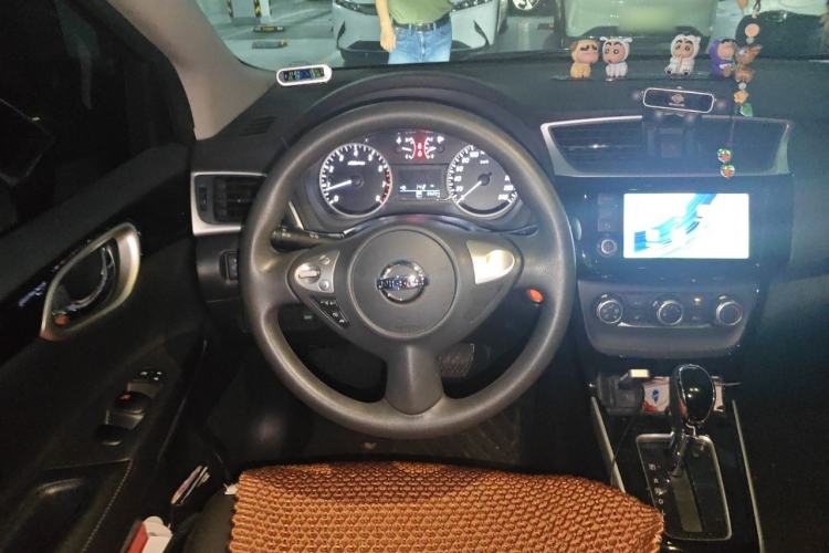 Used Nissan Sylphy 2016 1.6XV CVT Smart Enjoyment Version Steering Wheel