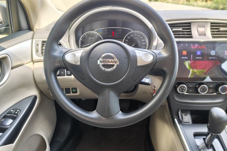 Used Nissan Sylphy 2016 1.6XE CVT Comfort Edition Steering Wheel