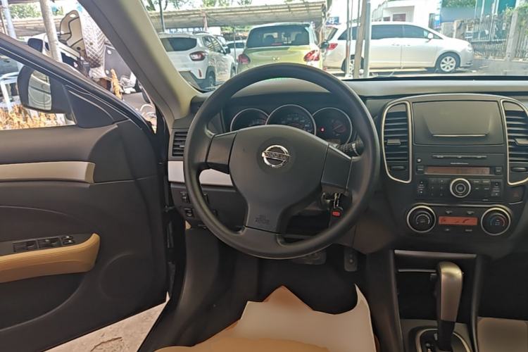 Used Nissan Sylphy 2016 Classic 1.6XE Automatic Leading Edition Steering Wheel