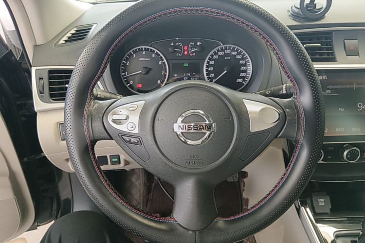 Used Nissan Sylphy 2016 1.6 XL CVT Luxury Edition Steering Wheel
