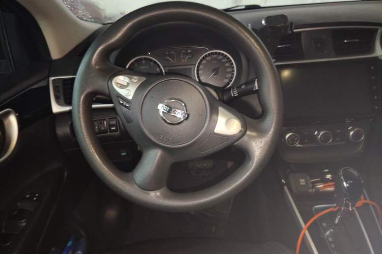 Used Nissan Sylphy 2016 1.6 XL CVT Luxury Edition Steering Wheel