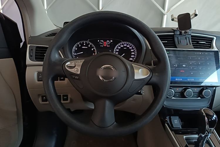 Used Nissan Sylphy 2016 1.6 XL CVT Luxury Edition Steering Wheel