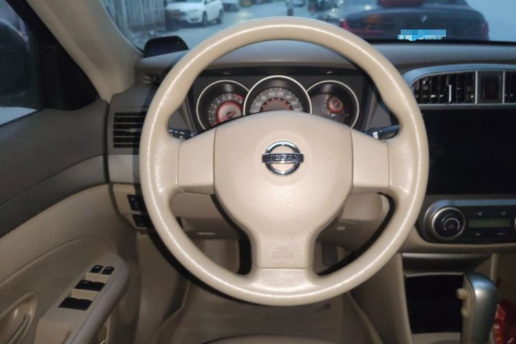 Used Nissan Sylphy 2016 Classic 1.6XE Automatic Comfort Edition Steering Wheel
