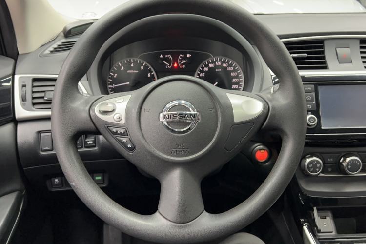 Used Nissan Sylphy 2016 1.6XV CVT Smart Enjoyment Version Steering Wheel