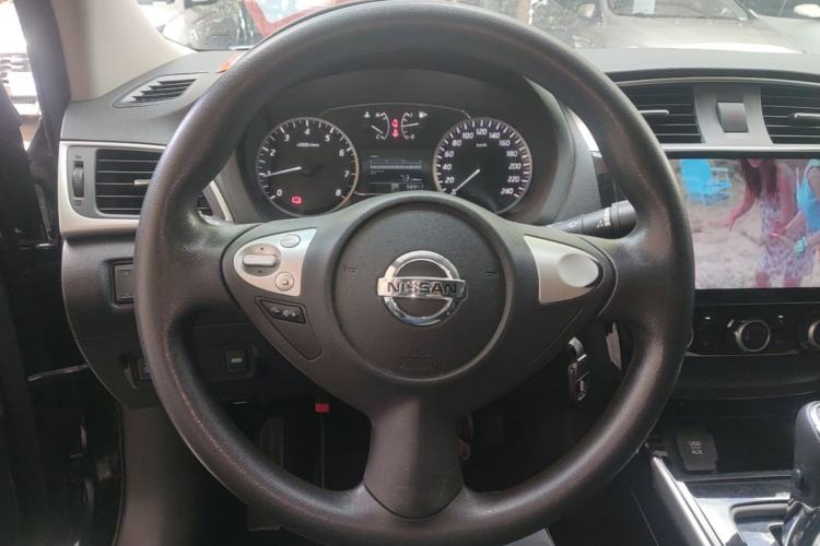 Used Nissan Sylphy 2016 1.6 XL CVT Luxury Edition Steering Wheel