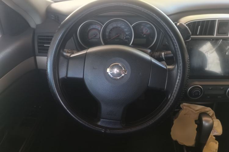 Used Nissan Sylphy 2016 Classic 1.6XE Automatic Leading Edition Steering Wheel