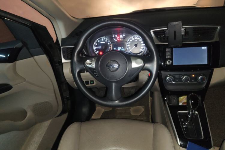 Used Nissan Sylphy 2016 1.6XV CVT Smart Enjoyment Version Steering Wheel