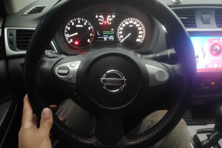 Used Nissan Sylphy 2016 1.6XV CVT Smart Enjoyment Version Steering Wheel