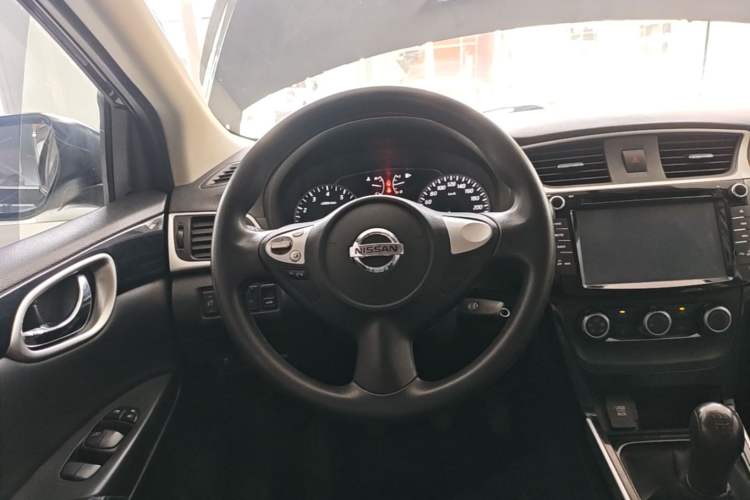 Used Nissan Sylphy 2016 1.6 XL Manual Luxury Edition Steering Wheel