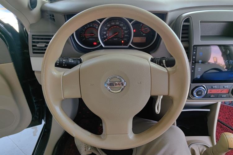 Used Nissan Sylphy 2016 Classic 1.6XE Manual Leading Edition Steering Wheel
