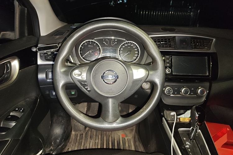 Used Nissan Sylphy 2016 1.6XV CVT Smart Enjoyment Version Steering Wheel