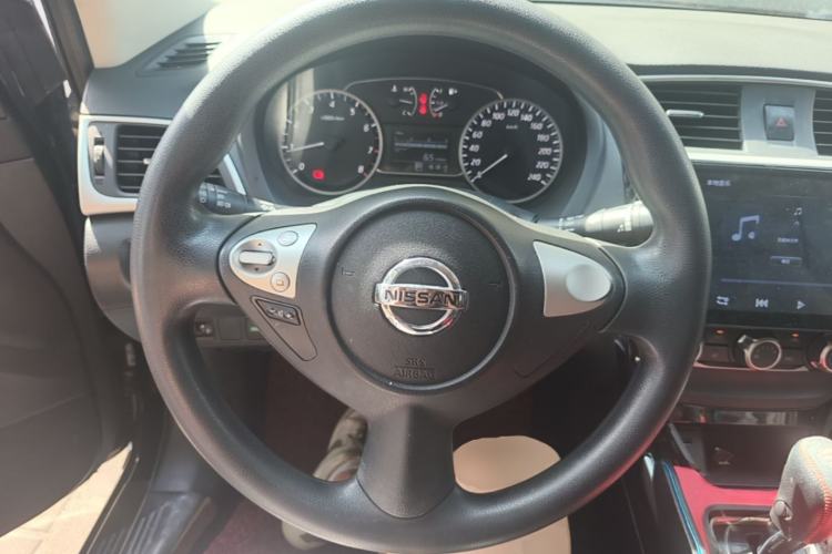 Used Nissan Sylphy 2016 1.6 XL CVT Luxury Edition Steering Wheel