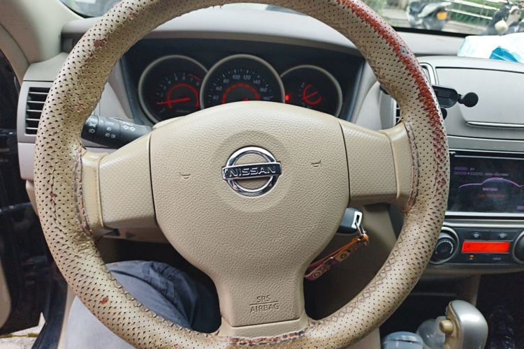 Used Nissan Sylphy 2016 Classic 1.6XE Automatic Comfort Edition Steering Wheel