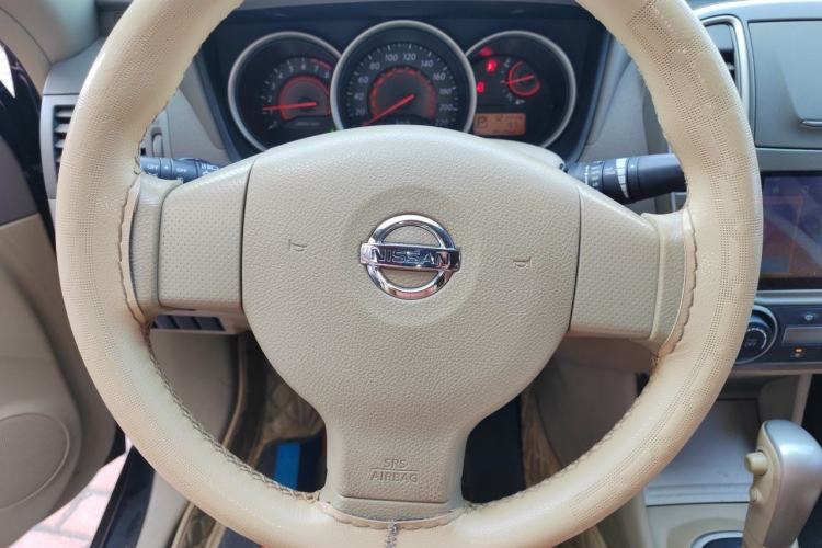 Used Nissan Sylphy 2016 Classic 1.6XE Automatic Comfort Edition Steering Wheel