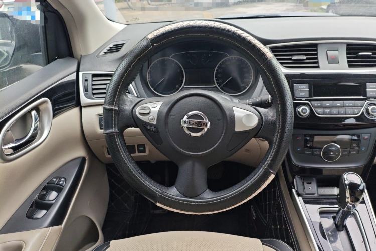 Used Nissan Sylphy 2016 1.8XL CVT Luxury Edition Steering Wheel