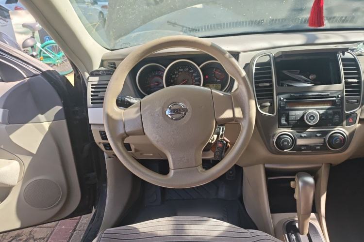 Used Nissan Sylphy 2016 Classic 1.6XE Automatic Comfort Edition Steering Wheel