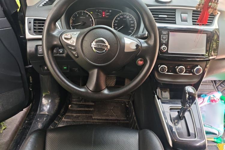 Used Nissan Sylphy 2016 1.6XV CVT Smart Enjoyment Version Steering Wheel