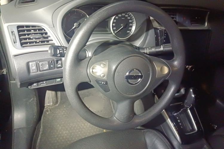 Used Nissan Sylphy 2016 1.6 XL CVT Luxury Edition Steering Wheel