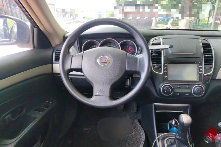 Used Nissan Sylphy 2016 Classic 1.6XE Manual Leading Edition Steering Wheel