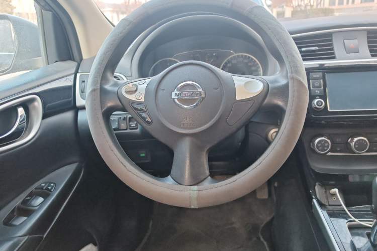 Used Nissan Sylphy 2016 1.6 XL CVT Deluxe Edition Steering Wheel