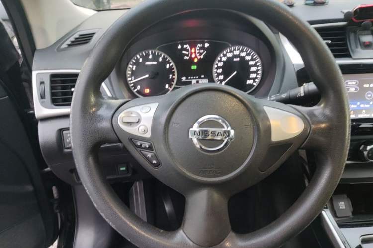 Used Nissan Sylphy 2016 1.6 XL CVT Deluxe Edition Steering Wheel