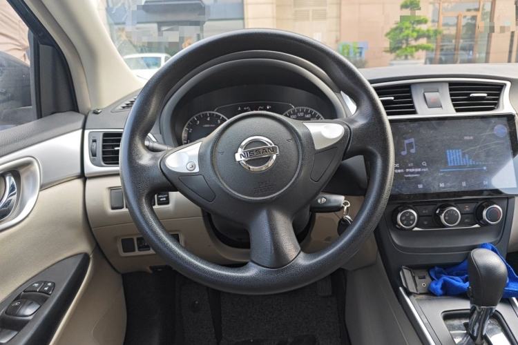 Used Nissan Sylphy 2016 1.6XE CVT Comfort Edition Steering Wheel