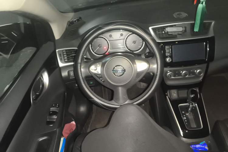 Used Nissan Sylphy 2016 1.6 XL CVT Deluxe Edition Steering Wheel