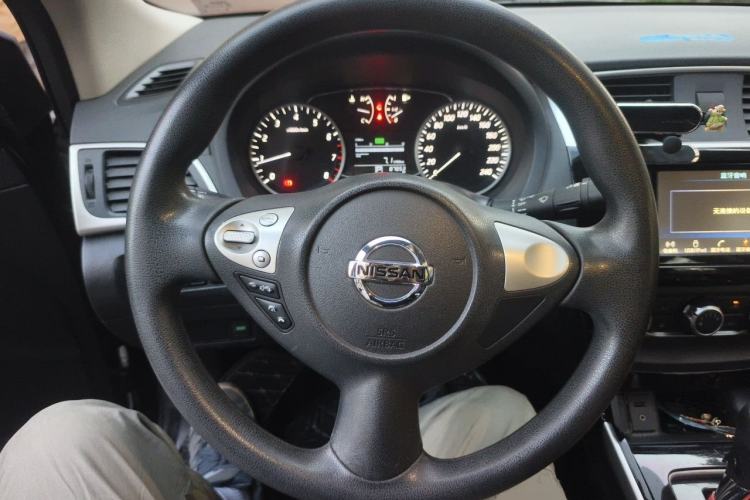 Used Nissan Sylphy 2016 1.6XV CVT Smart Enjoyment Version Steering Wheel