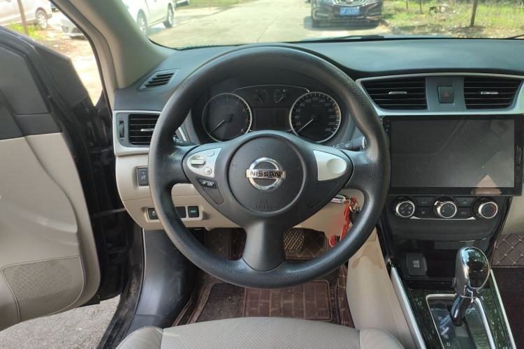 Used Nissan Sylphy 2016 1.6 XL CVT Luxury Edition Steering Wheel