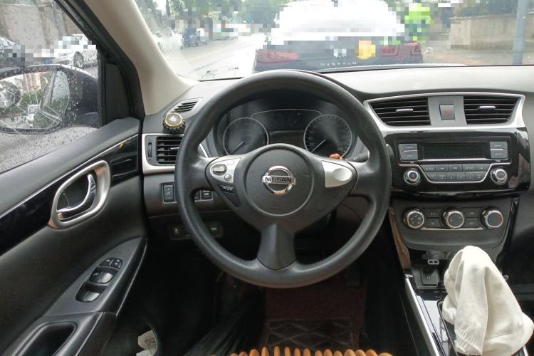 Used Nissan Sylphy 2016 1.6 XL CVT Luxury Edition Steering Wheel