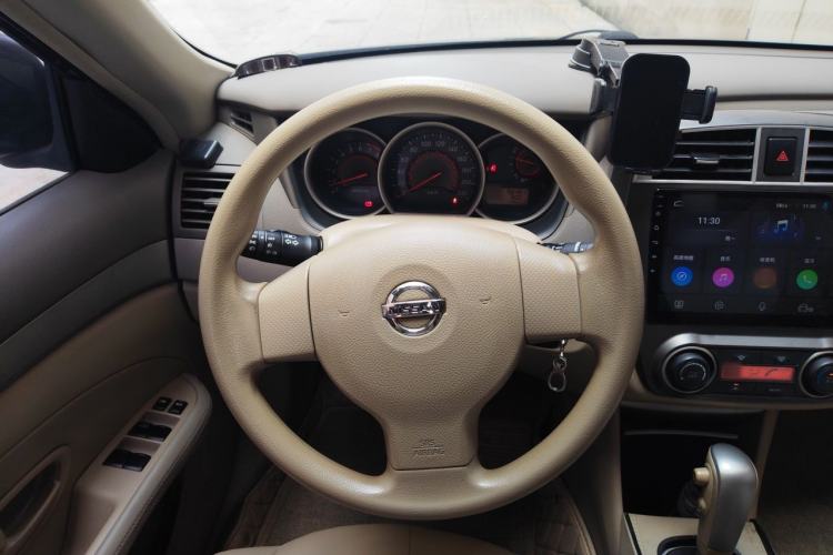 Used Nissan Sylphy 2016 Classic 1.6XE Automatic Leading Edition Steering Wheel