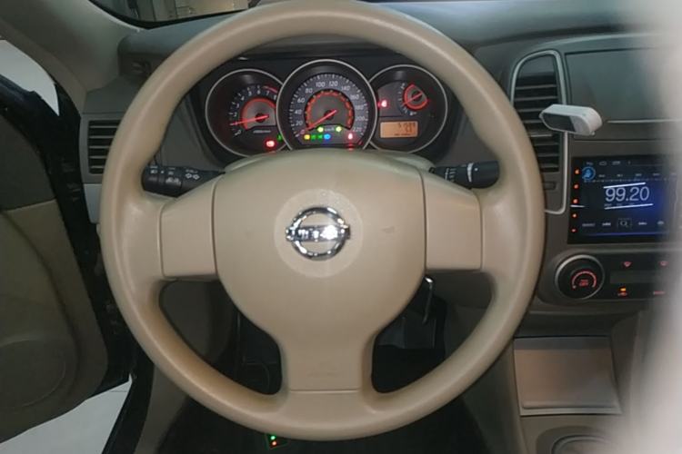 Used Nissan Sylphy 2016 Classic 1.6XE Manual Comfort Edition Steering Wheel
