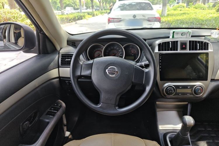 Used Nissan Sylphy 2016 Classic 1.6XE Manual Comfort Edition Steering Wheel